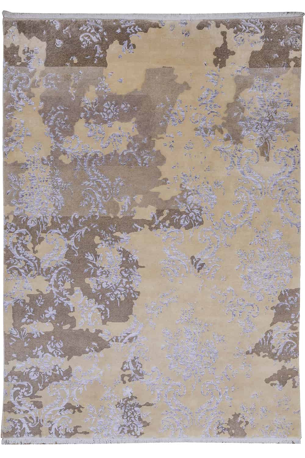 Erased Luxe Damasque Motif