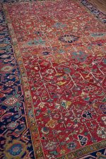 Antique Heriz Serapi - Rustic tribal tones