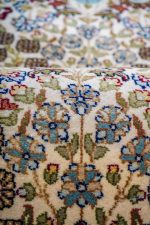 Indo Dabeer Kashan Runner - Flowing Tulips