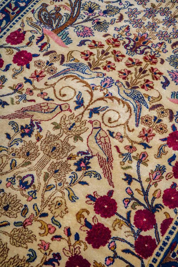Indo Dabeer Kashan Runner - Garden of Paradise