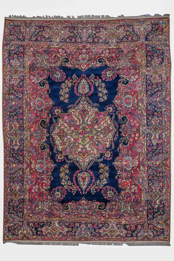 Antique Laver Kerman - Blue Wreath