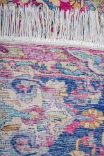 Antique Laver Kerman - Blue Wreath
