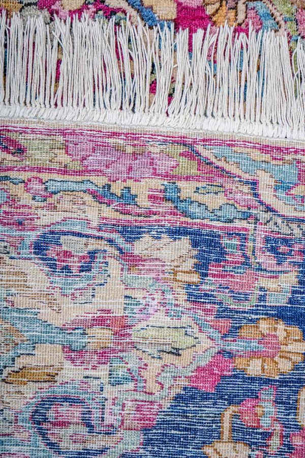 Antique Laver Kerman - Blue Wreath