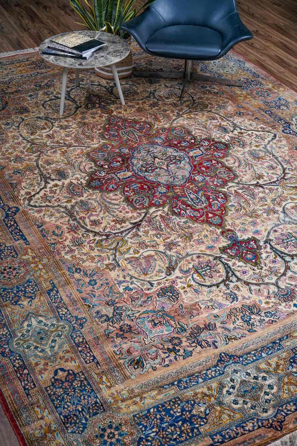 Antique Laver Kerman - Detailed Floral