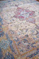 Antique Laver Kerman - Detailed Floral