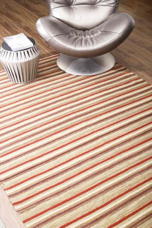 Red and Beige handcrafted Flatweave Rugs made from Wool by Carpet Cellar