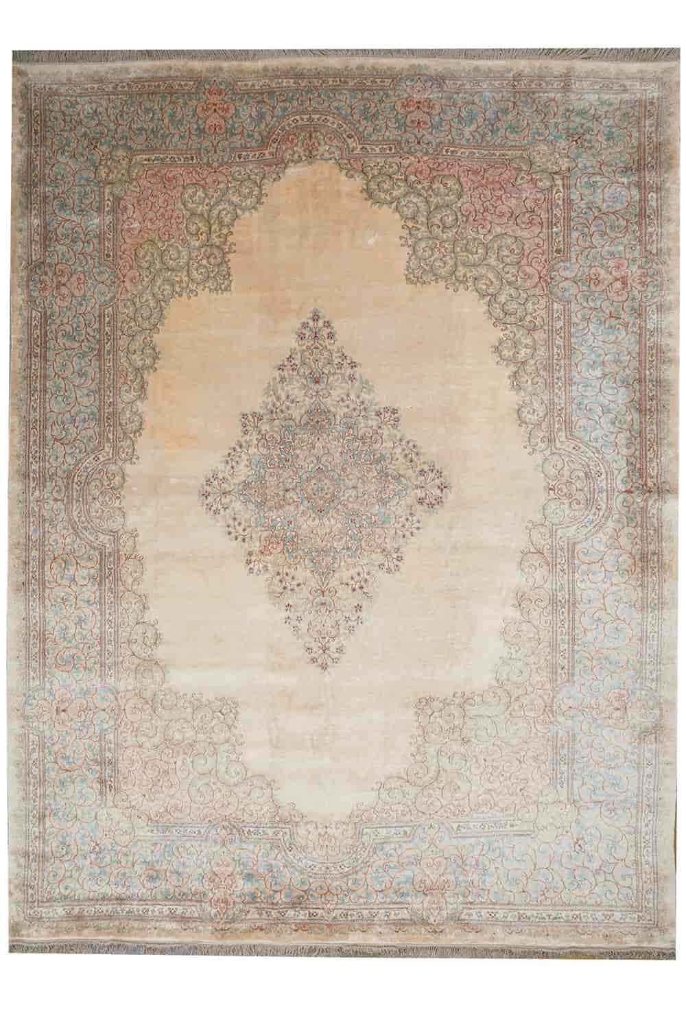 Antique Laver Kerman Aubusson – Palatial Beige
