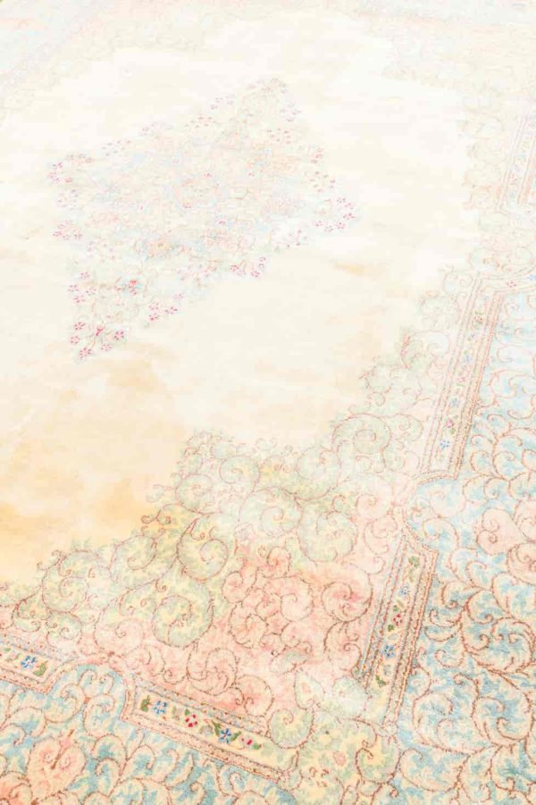 Antique Laver Kerman Aubusson - Palatial Beige