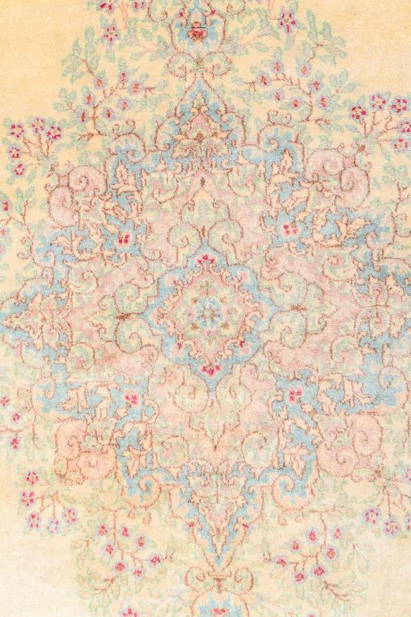 Antique Laver Kerman Aubusson - Palatial Beige