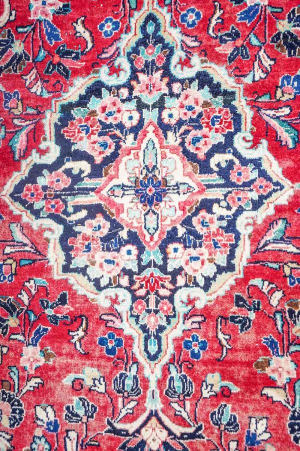 Persian Saroukh - Regal Red