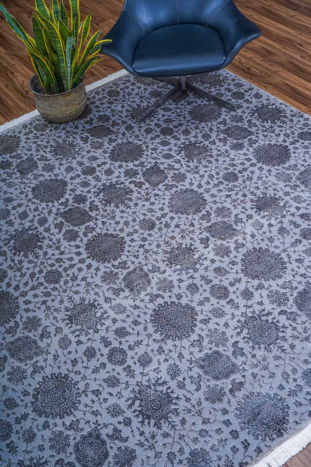 Grey and white wool carpet by Carpet Cellar