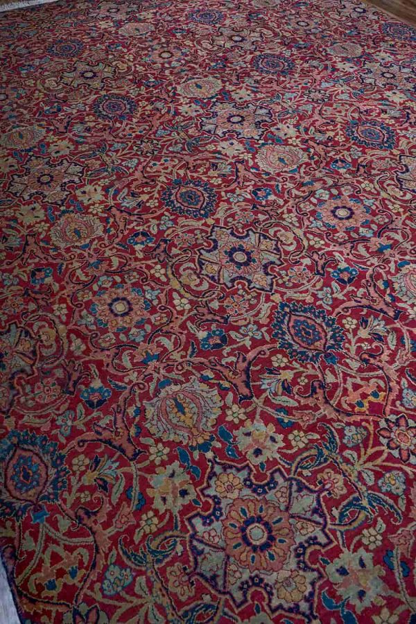 Antique Amritsar Jail Carpet - Intricate Vines