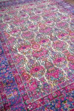 Antique Laver Kirman - Gulab Guldasta
