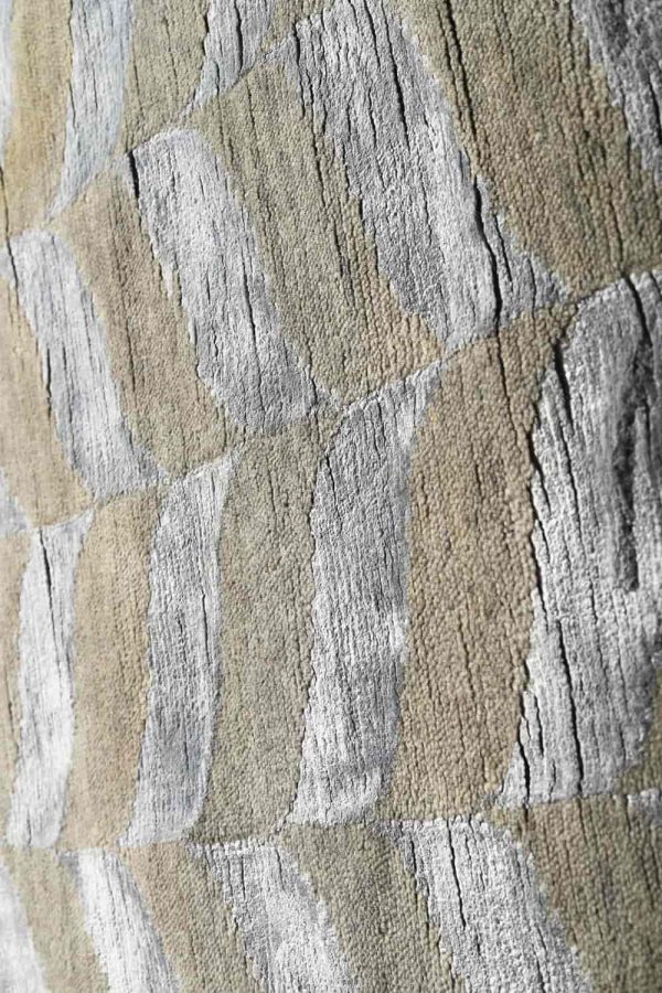 Chevron Collection Round - Silver Leaf