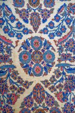 Antique Dabeer Kashan - Floral Motifs