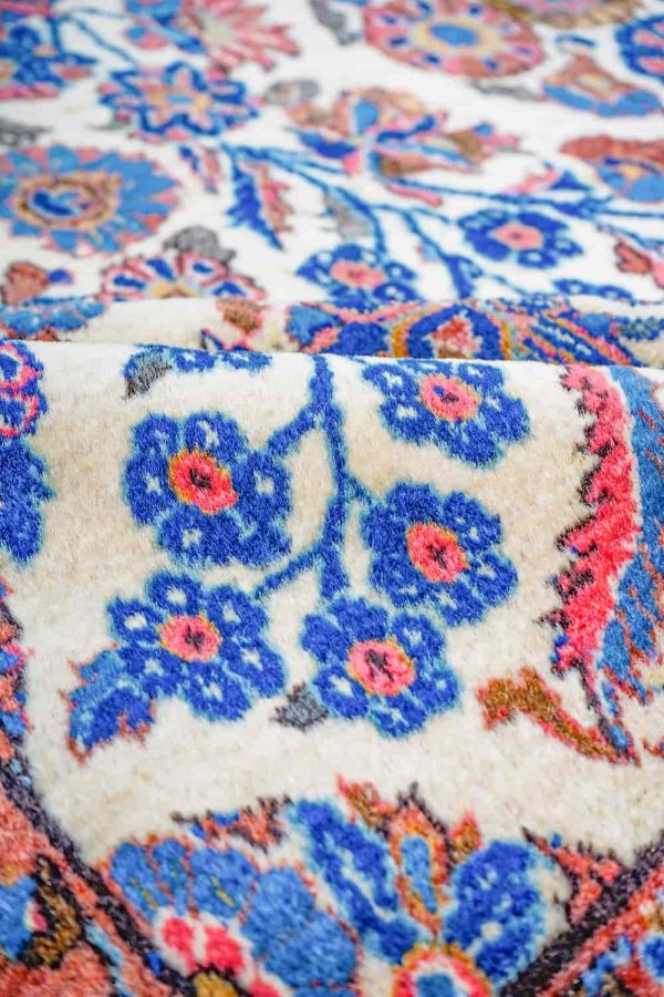 Antique Dabeer Kashan - Floral Motifs