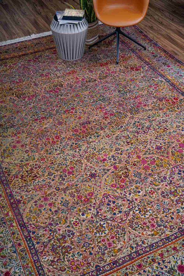 Antique Laver Kerman - Intensely Floral