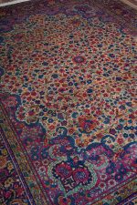 Antique Laver Kerman Millefleur - Raspberry