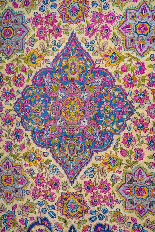 Antique Laver Kerman - Roses Galore