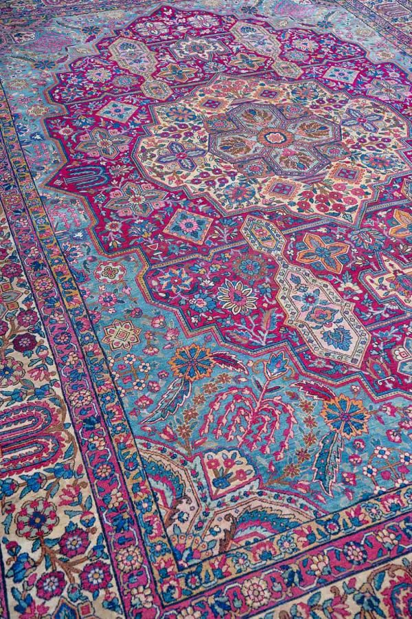 Antique Laver Kerman - Shrubs & Willows