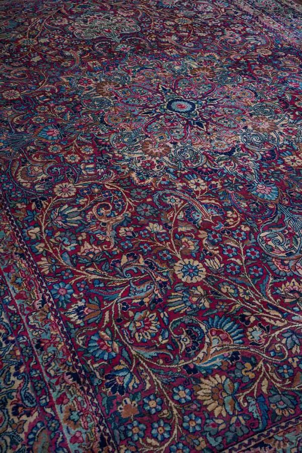Antique Laver Kerman - Tyrian Purple