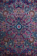 Antique Laver Kerman - Tyrian Purple