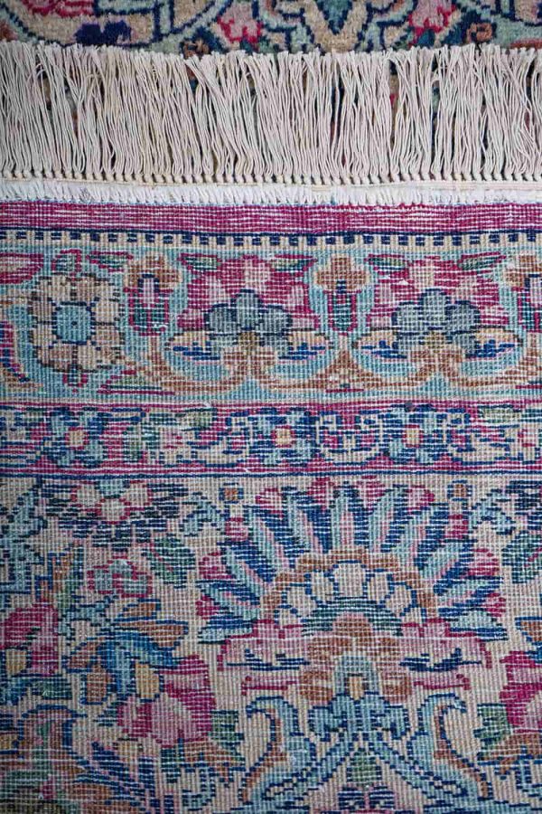 Antique Laver Kerman - Tyrian Purple
