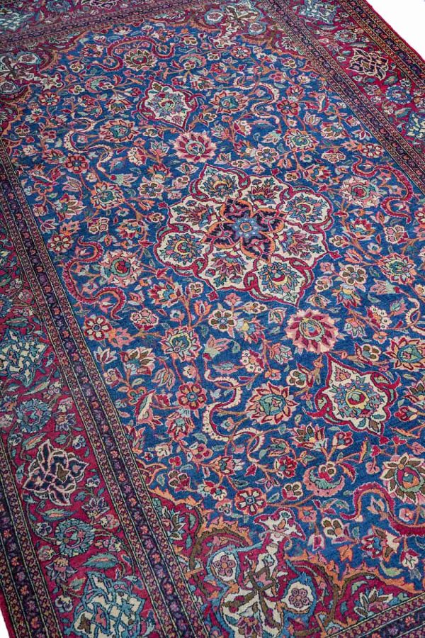 Antique Isfahan - Violetta