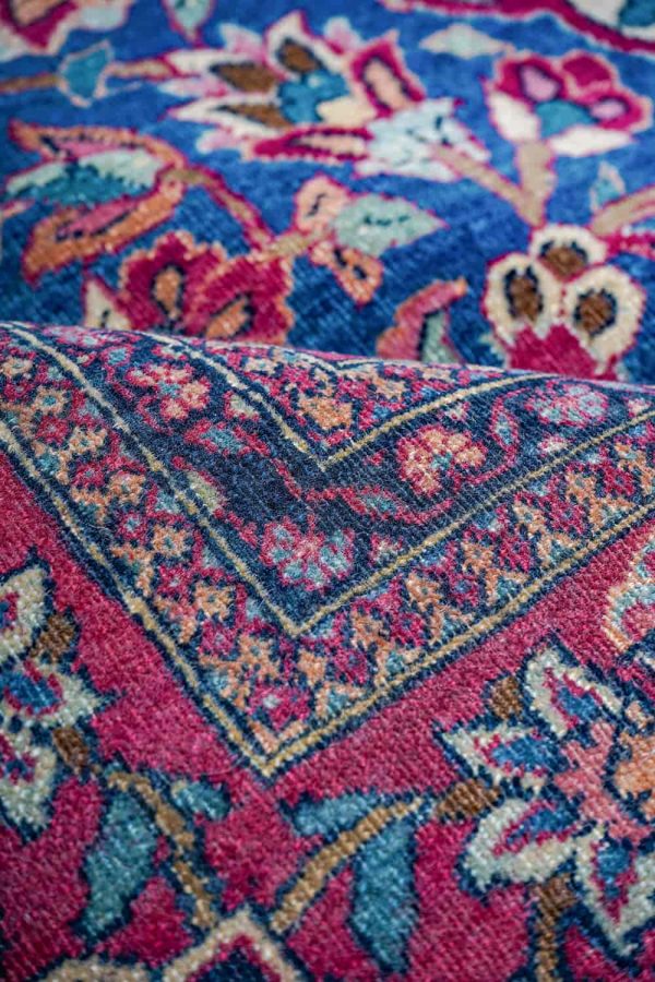 Antique Isfahan - Violetta