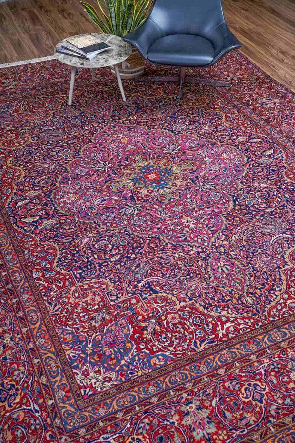 Antique Persian Kashan - Concentric Flowers