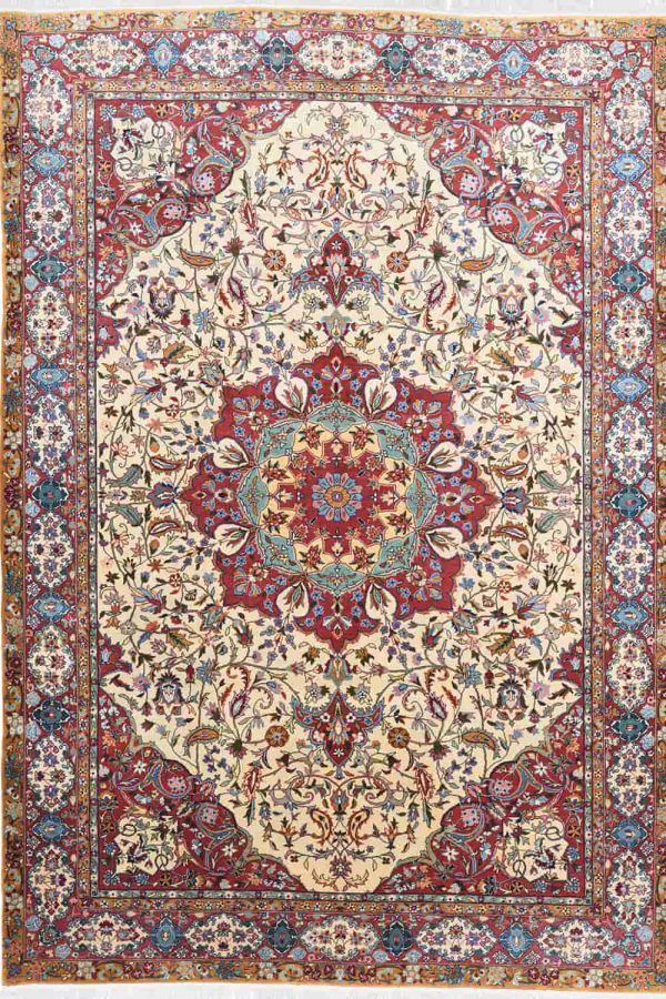 Antique Persian Safavid Tabriz - Centre Medallion