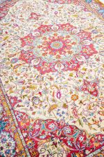 Antique Persian Safavid Tabriz - Centre Medallion
