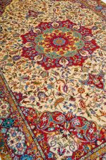 Antique Persian Safavid Tabriz - Centre Medallion