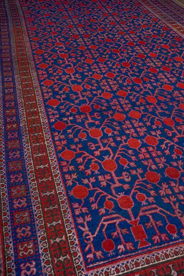 Antique Samarkand - Pomegranates on Water