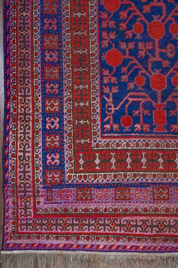 Antique Samarkand - Pomegranates on Water