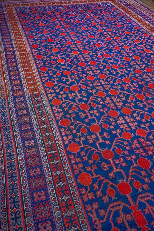 Antique Samarkand - Pomegranates on Water