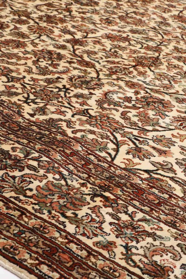 Super Fine Silk On Silk Isfahan - Intricate Gold