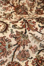 Super Fine Silk On Silk Isfahan - Intricate Gold