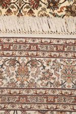 Super Fine Silk On Silk Isfahan - Intricate Gold