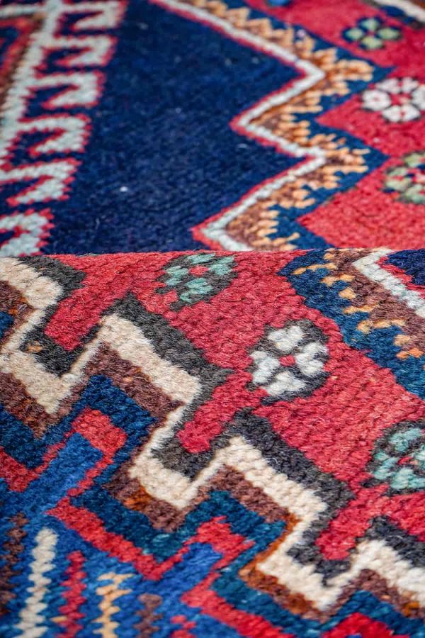 Vintage Afshar Shiraz - Diamond Medallion