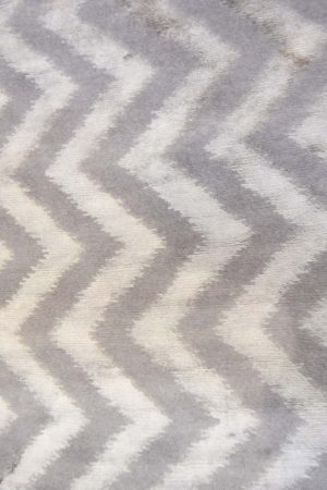 Grey and Silver handcrafted Modern Carpets made from Silk and Wool by Carpet Cellar