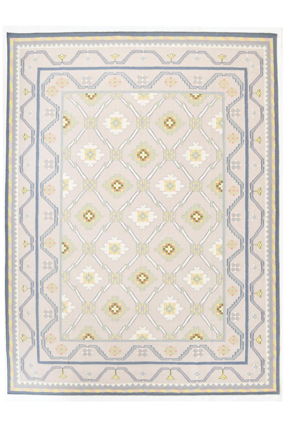 Kazak Flatweave – Lacquer