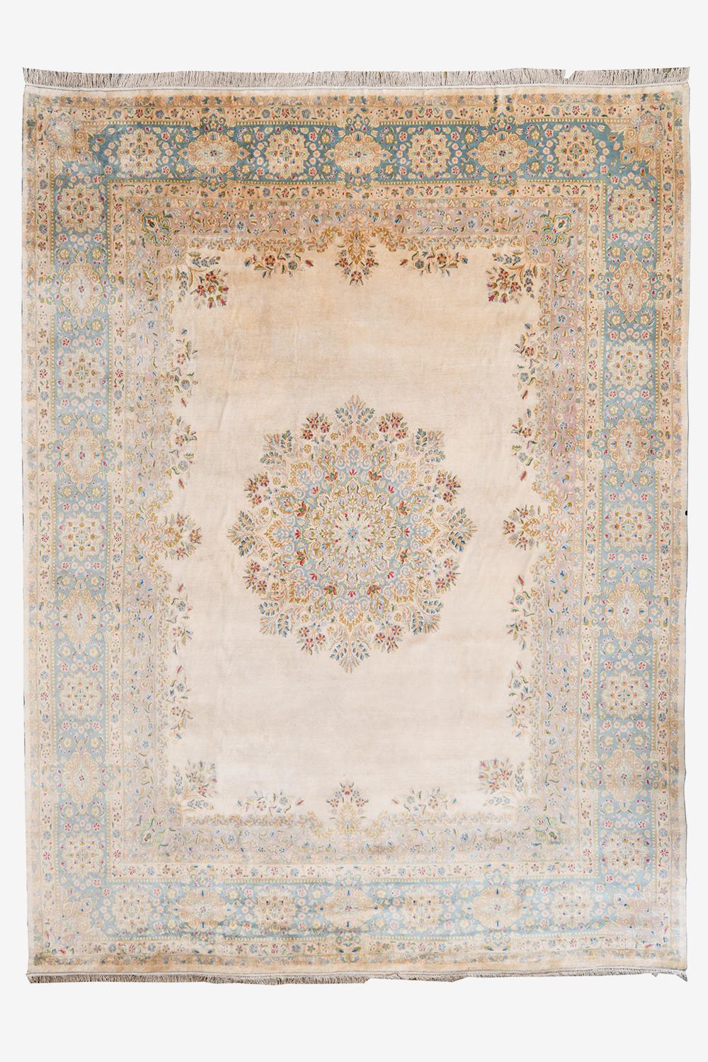 Antique Persian Laver Kerman Aubusson – Medallion