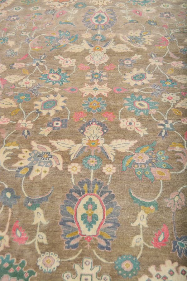 Sultanabad Oushak Collection - Latte