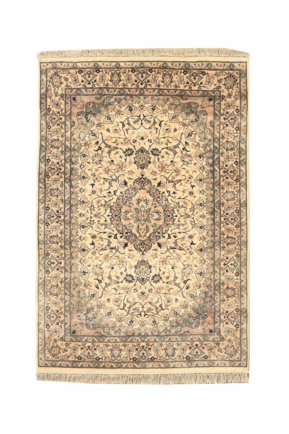 Persian Nain Revival – Meander