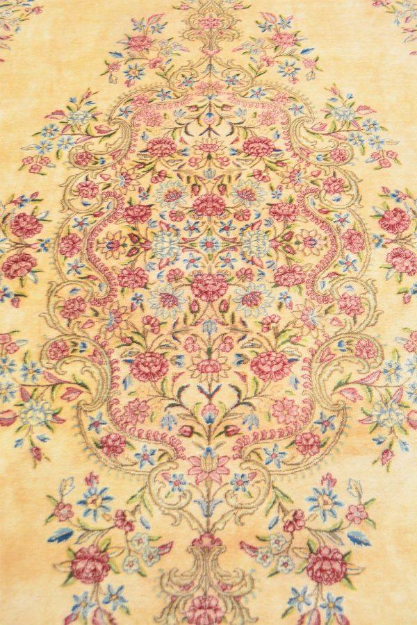 Persian Laver Kerman Aubusson - Vase