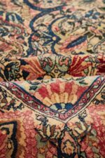 Antique Persian Laver Kerman - Fleur du Sol