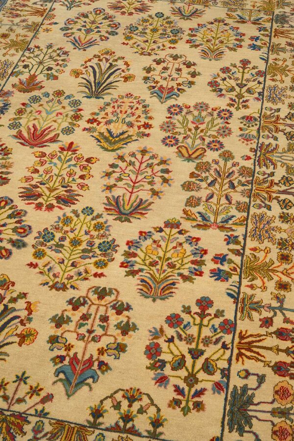 Museum Persian Revival - Floreal Reverie