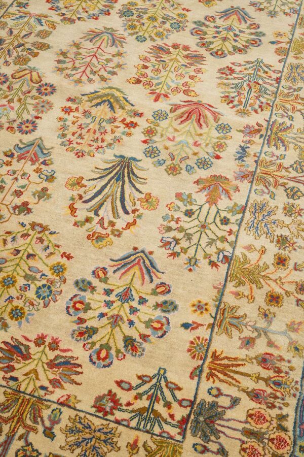 Museum Persian Revival - Floreal Reverie