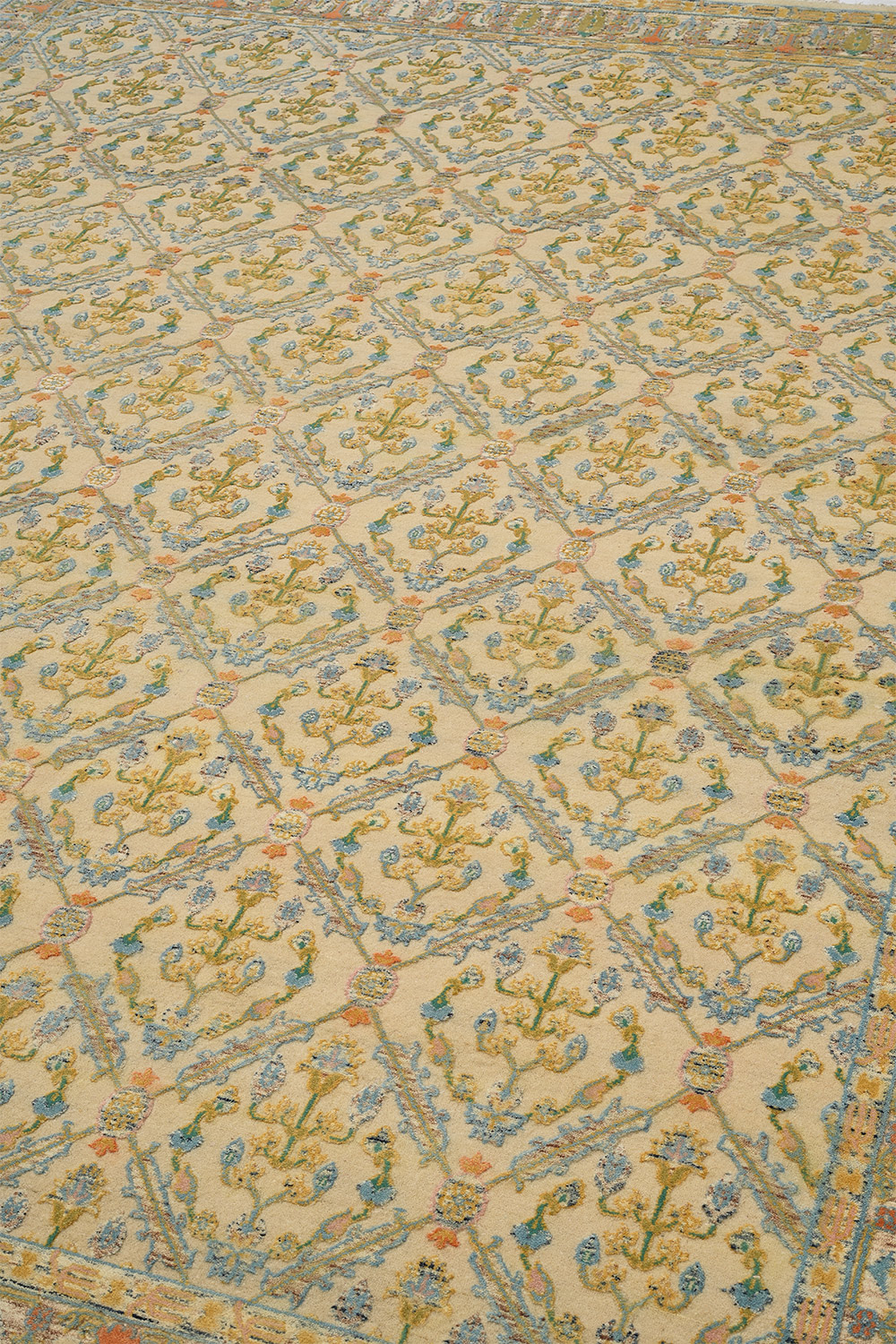Safavid Collection – Candlelight